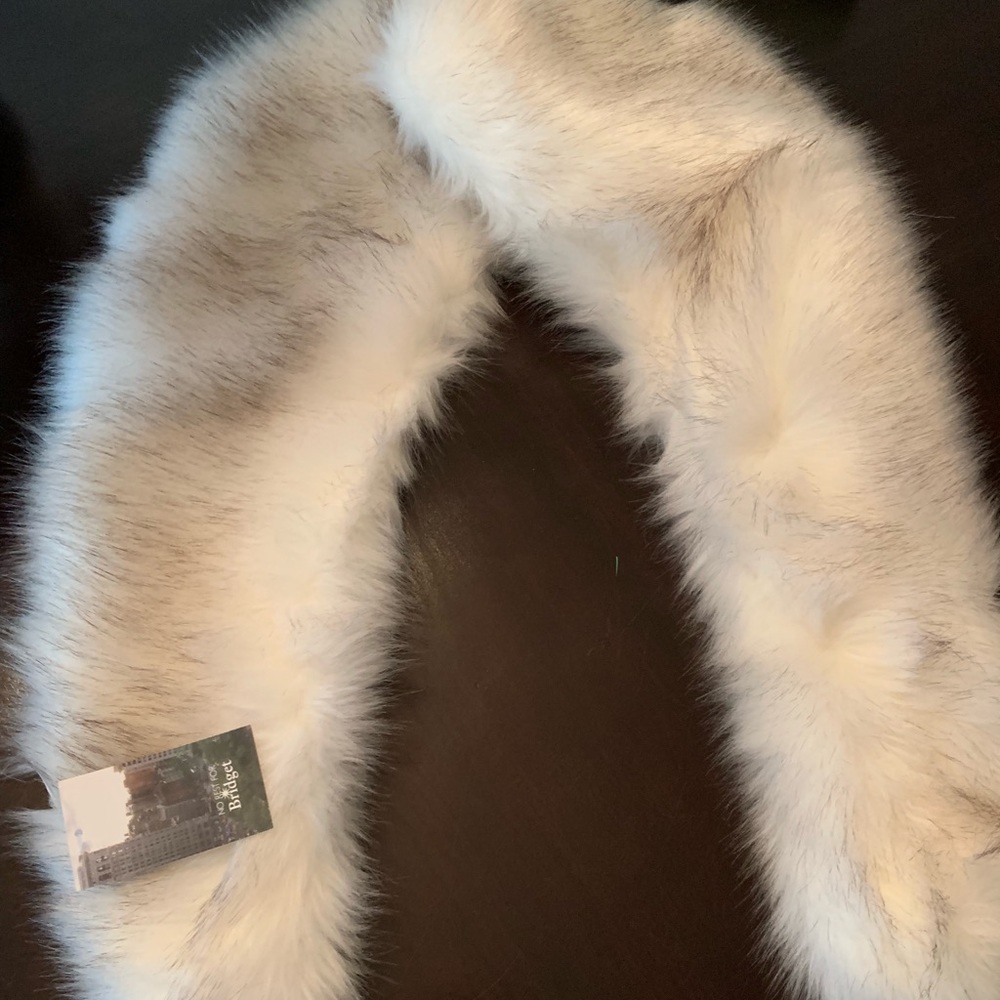 Fur shawl!
